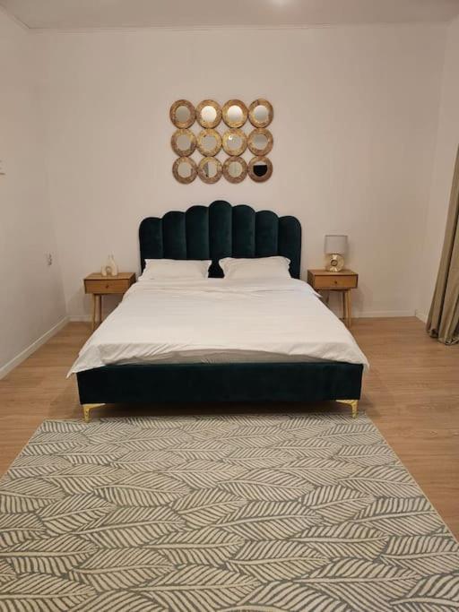 Heart Of City Center 4Br 2Bath 10 Pers Bukareszt Zewnętrze zdjęcie