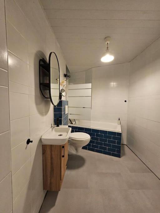 Heart Of City Center 4Br 2Bath 10 Pers Bukareszt Zewnętrze zdjęcie