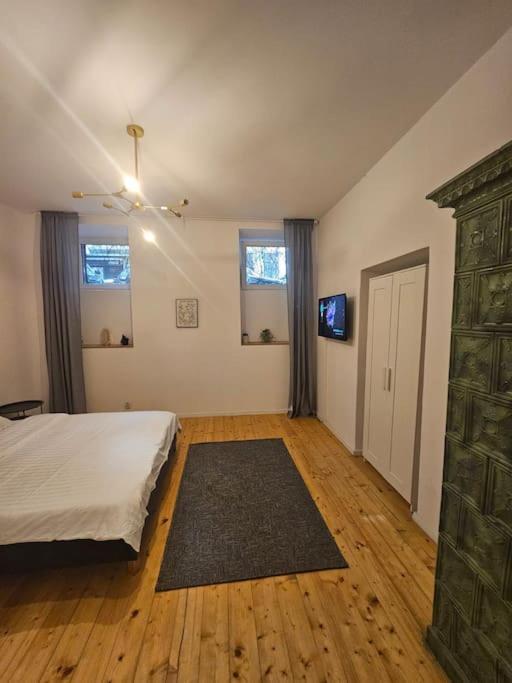 Heart Of City Center 4Br 2Bath 10 Pers Bukareszt Zewnętrze zdjęcie